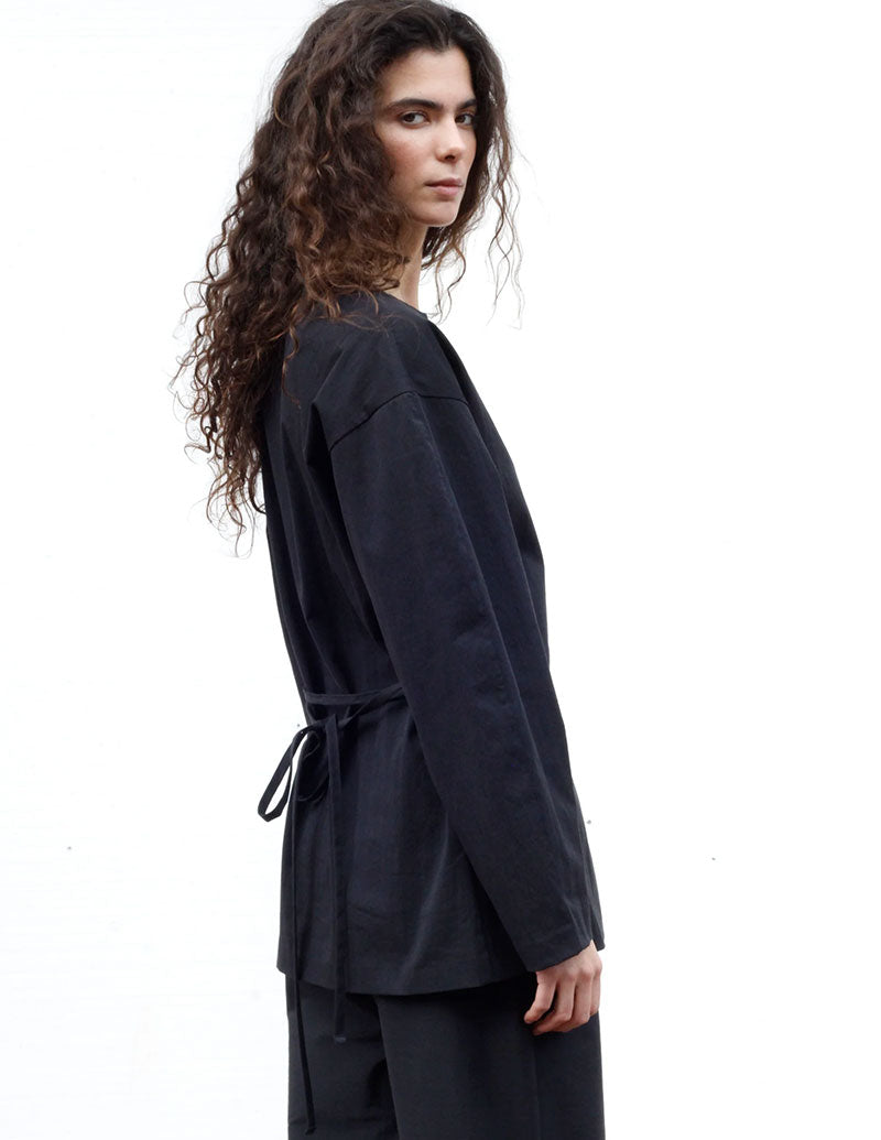 .blacktogrey Glass Shirt with Tie